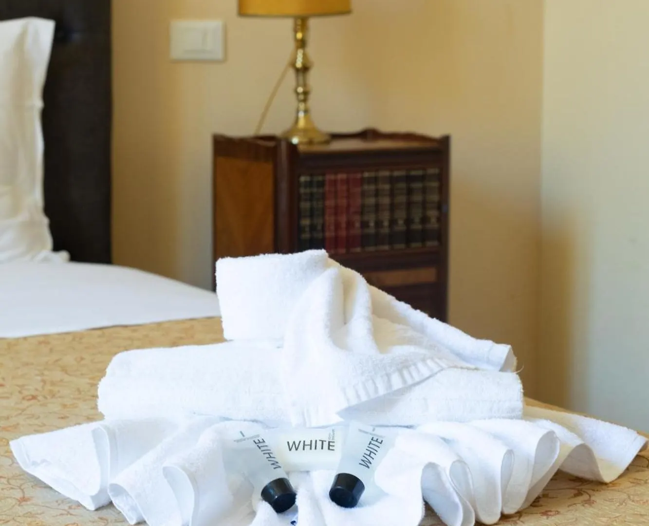 Elegant Suites In Рим Апартаменты
