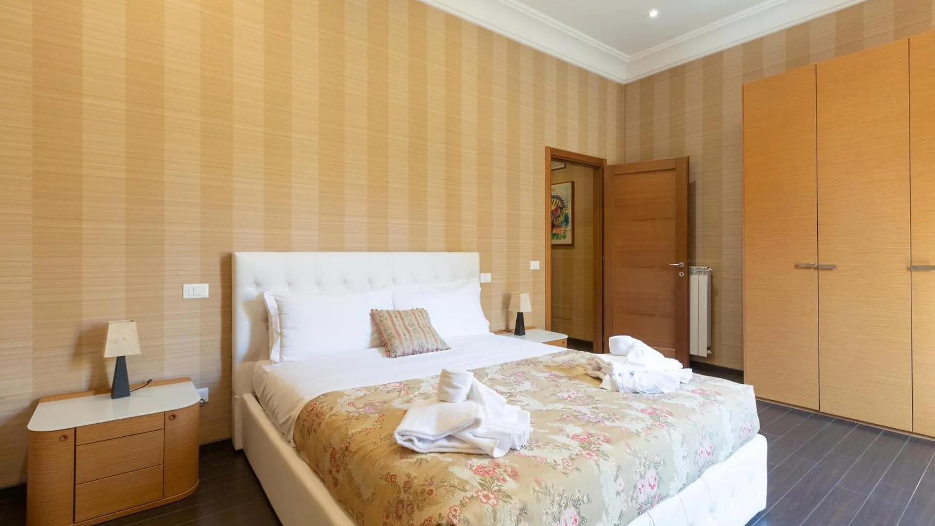 Elegant Suites In Rome
