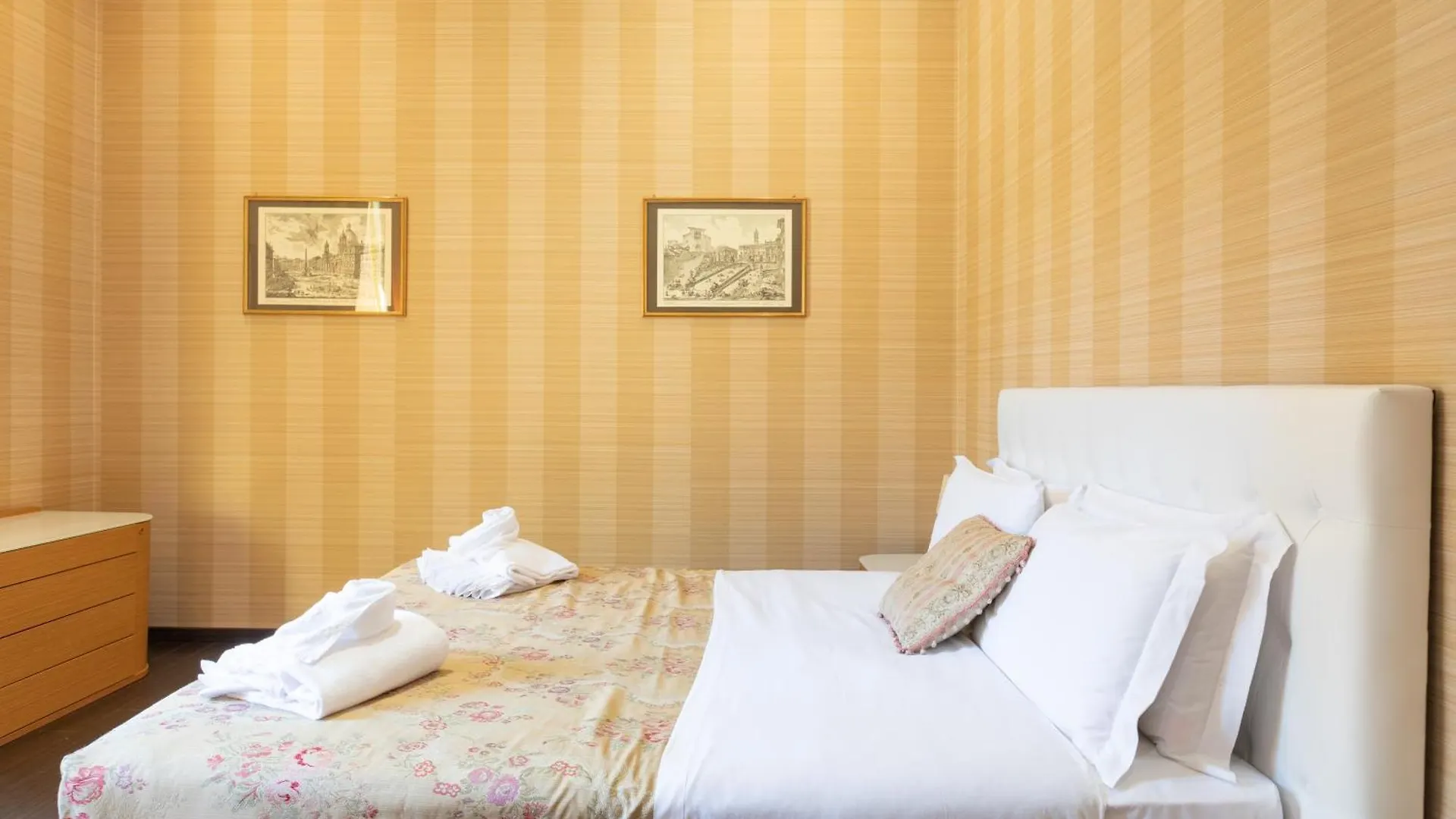 Elegant Suites In Rome