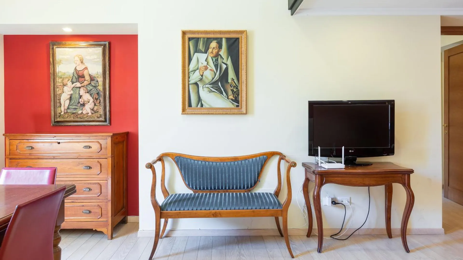 Elegant Suites In Rome